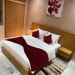 antonios-luxury-apartment.hotelfesmorocco.com/