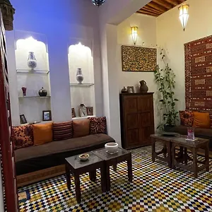 dar-seffah-au-coeur-de-la-medina-avec-petit-dejeuner-compris.hotelfesmorocco.com/